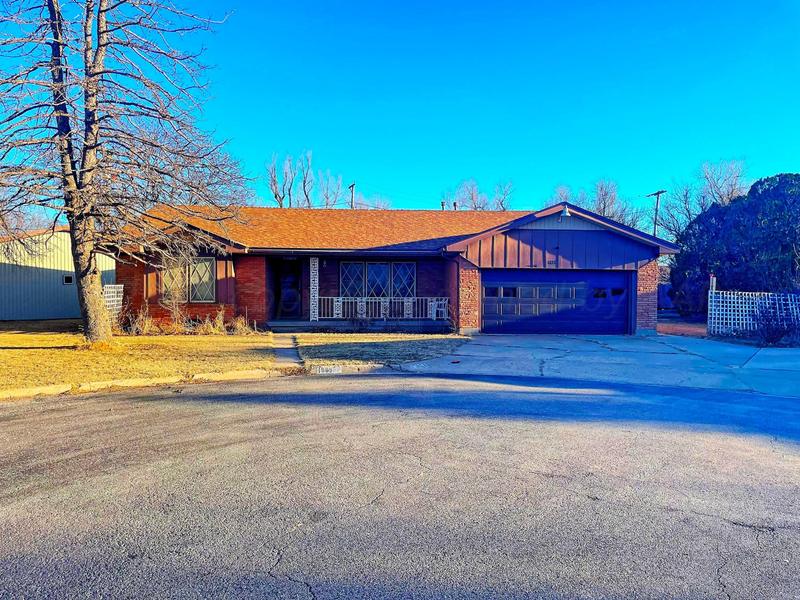 1909 Stark Circle, Perryton, TX 79070 for Sale