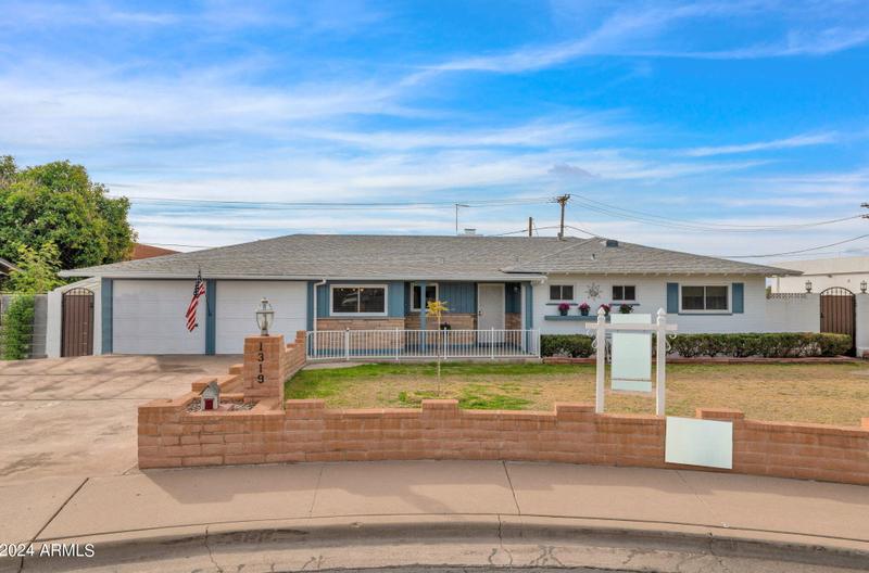 1319 E Pepper Pl, Mesa, AZ 85203 - MLS 6656955 for Sale