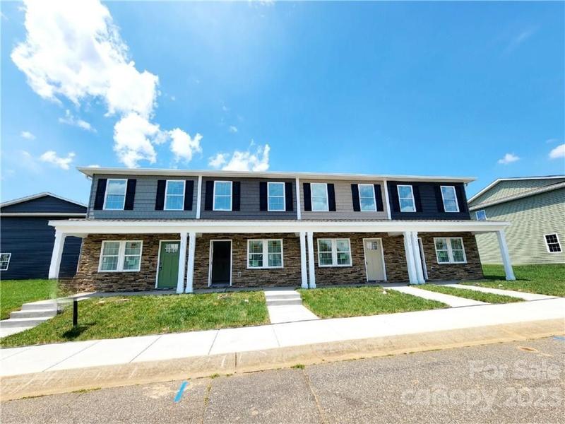 Hickory, Catawba County, NC House for sale Property ID: 417340012