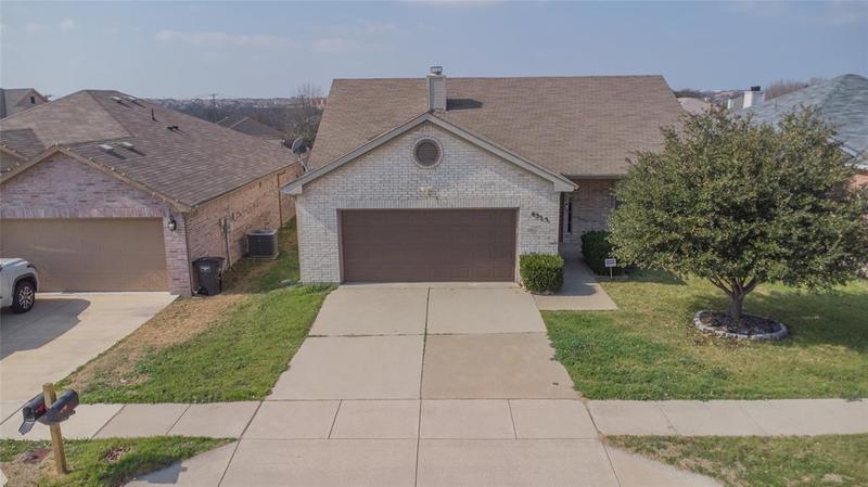 6317 Bay Lake Drive, Fort Worth, TX 76179 for Rent