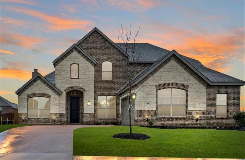 104 Goldfinch Rd, Joshua, TX 76058 for Sale