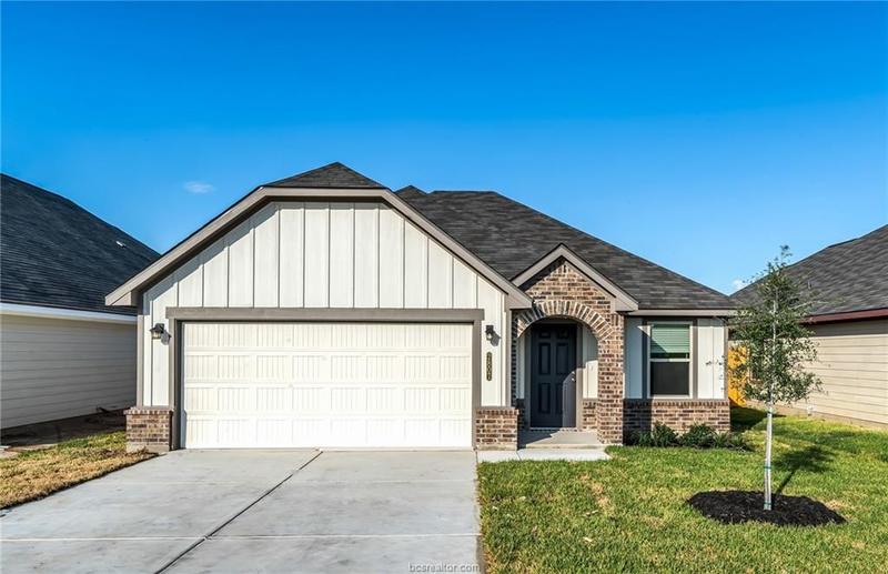 1114 Highgarden Drive, Navasota, TX 77868 for Sale