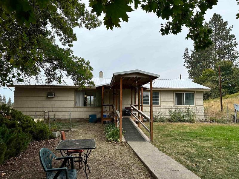 6678 B Highway, Davenport, WA 99122 for Sale
