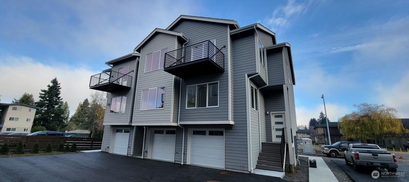 13243 Ambuam Blvd SW #G, Burien, WA 98146 - MLS 2186216 for Sale