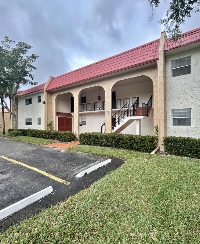 143 Lake Dora Dr, West Palm Beach, FL 33411 - MLS RX-10953399 for Rent