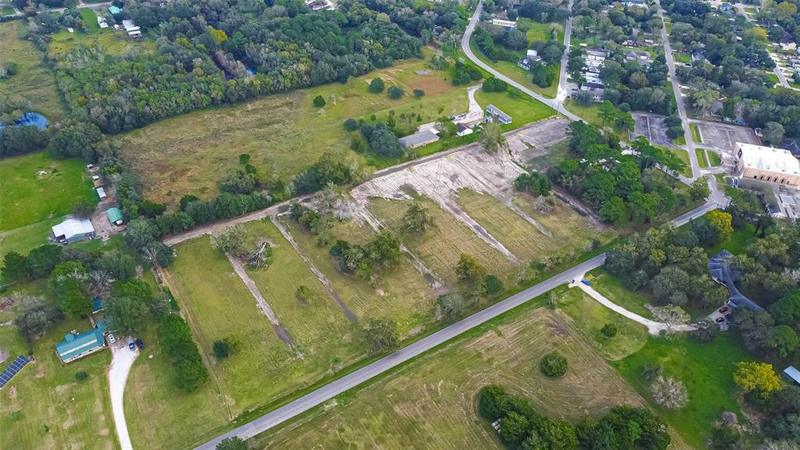 2214 Mamie Ford Road, Alvin, TX 77511 for Sale