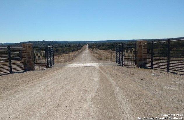 Uvalde, Uvalde County, TX House for sale Property ID: 416842897