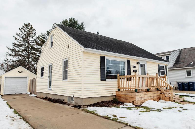 1112 BENTON AVE, Janesville, WI 53545 Single Family Residence For Sale  MLS# 1970405