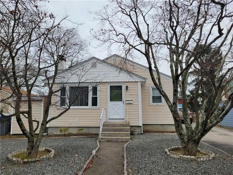 11 DAKOTA ST, Providence, RI 02904 Single Family Residence For Sale  MLS# 1352030