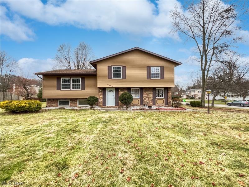 222 S Munroe Rd, Tallmadge, OH 44278  MLS# 5016249 for Sale