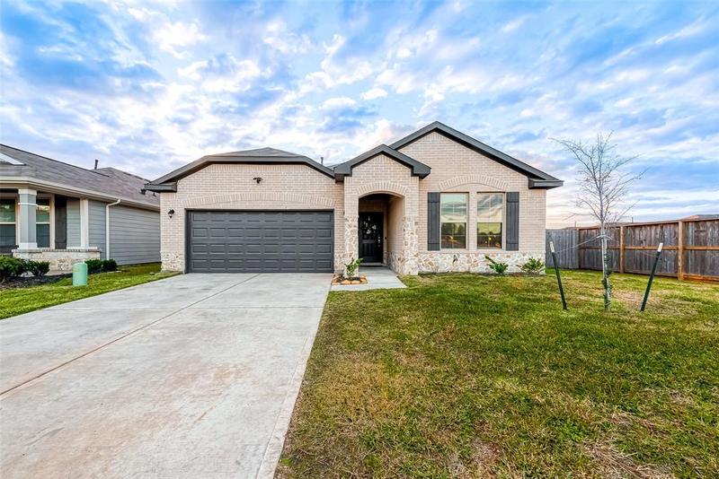 25802 Northpark Pine Dr, Porter, TX 77365 for Sale