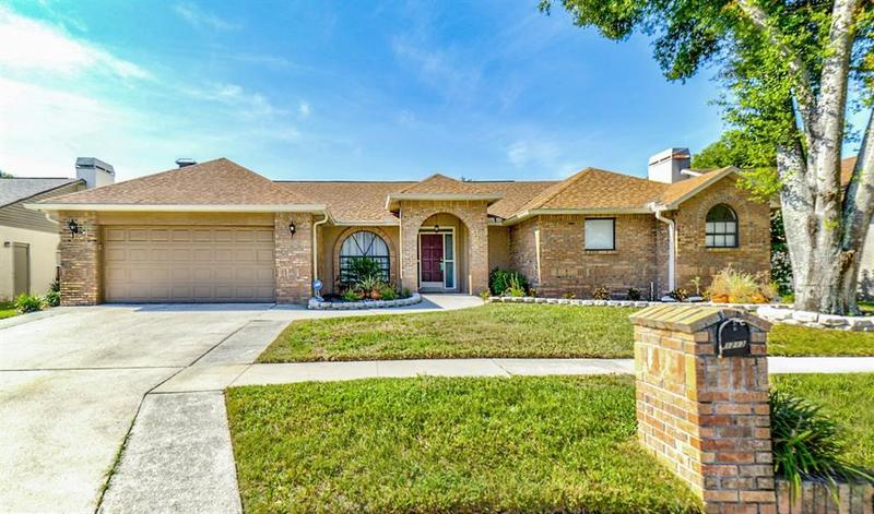 1213 Belladonna Drive, Brandon, FL 33510 for Sale