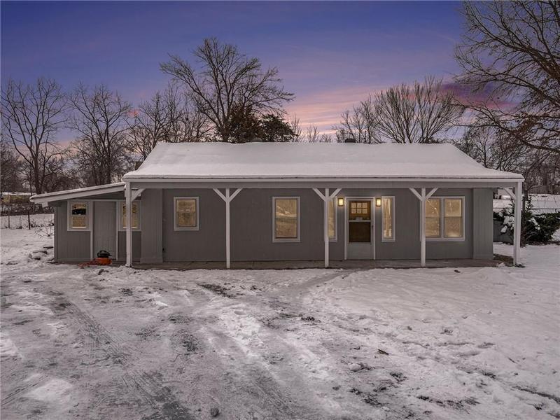 16100 East T C Lea Road, Independence, MO 64050 for Sale