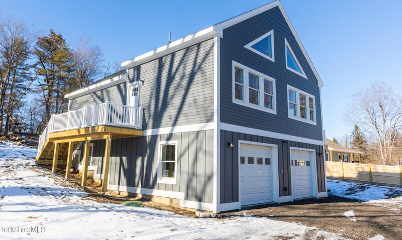 14 Iroquois St, Lanesborough, MA 01237 - MLS 242478 for Sale