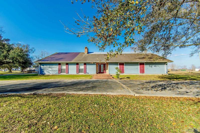 529 PERTUIT LN, Raceland, LA 70394 Single Family Residence For Sale  MLS# 2024002092