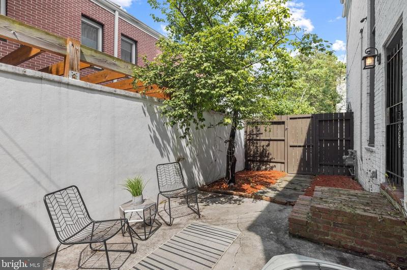 624 Pickford Pl NE, Washington, DC 20002 - MLS DCDC2124130 for Rent