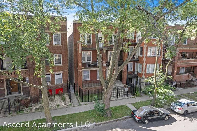 6136 S Eberhart - 6136-Unit  6136 S Eberhart for Sale