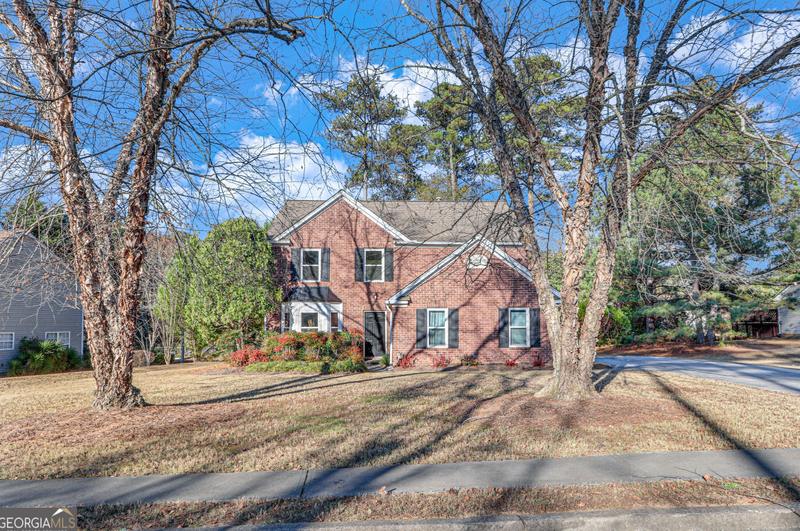 2420 Lakemeadow Ln, Grayson, GA 30017 - MLS 10230053 for Sale