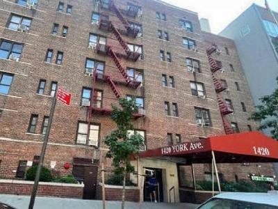 York Ave Apt 2a for Sale