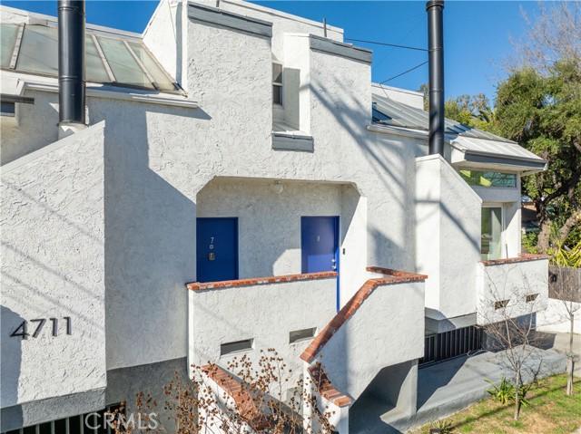 4711 Colfax 8, Studio City CA 91602 for Sale