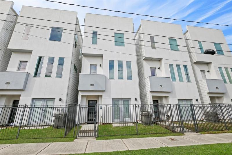 6322 Culberson St, Houston, TX 77021 for Sale