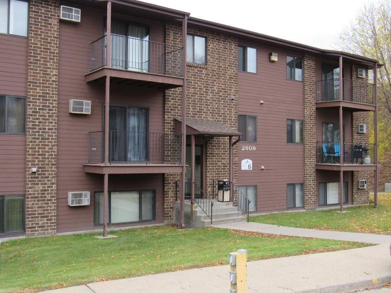 Bismarck, ND - 2-bed - $795.00 Available January 2018  2809 Hawken St for Sale