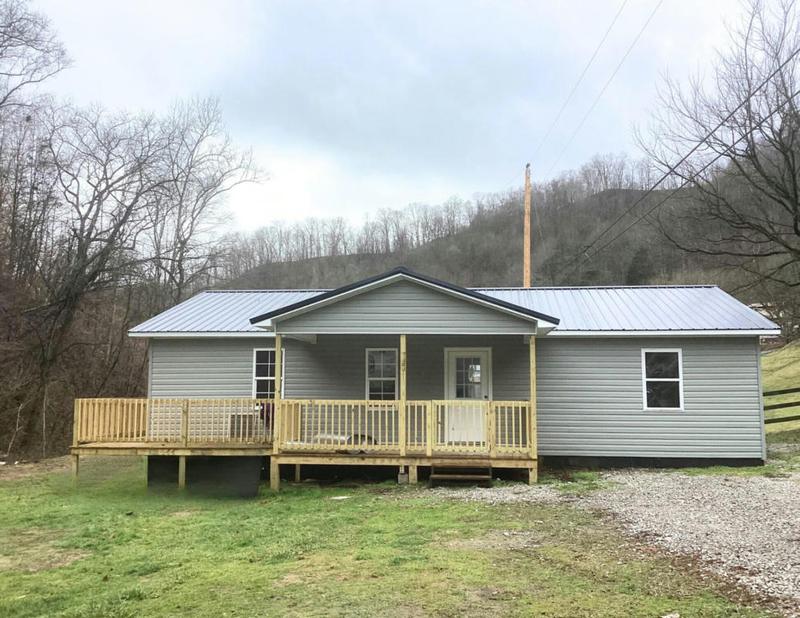 128 RENE LN, Prestonsburg, KY 41653 Single Family Residence For Sale  MLS# 24002240