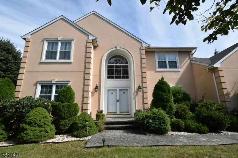 19 MAHER RD, Franklin Twp. NJ 08873 Single Family Residence For Sale  MLS# 3870849