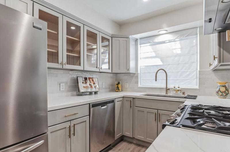 1807 Camden Ave #3, Los Angeles, CA 90025 - MLS NDP2400656 for Sale