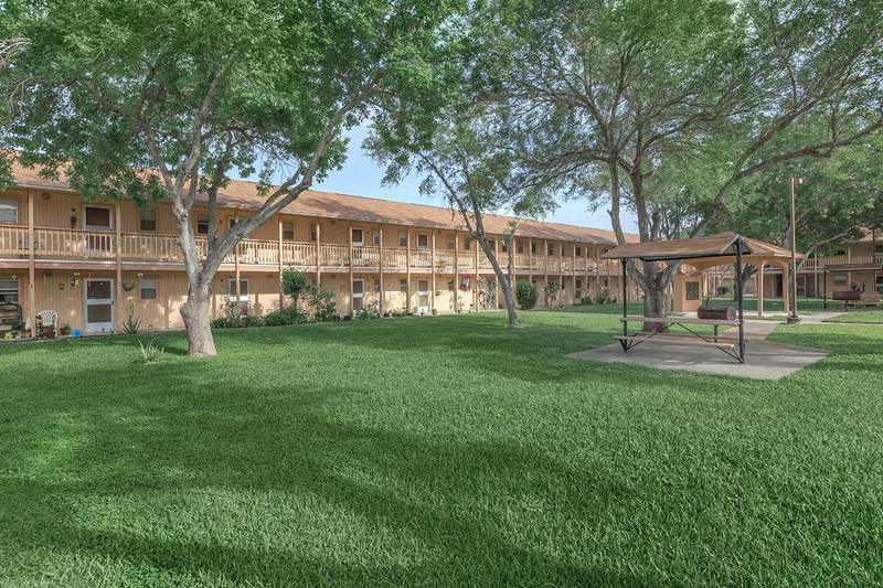 1 Bed 1 Bath  Palacio Residencial for Sale