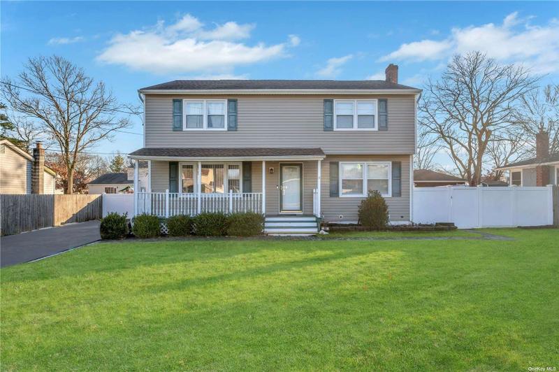 Shirley, Suffolk County, NY House for sale Property ID: 418600231