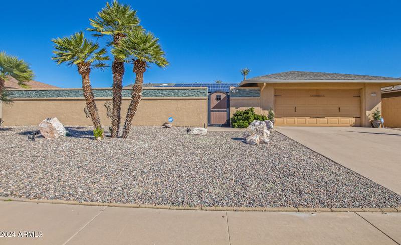 19005 N Welk Dr, Sun City, AZ 85373 - MLS 6656713 for Sale