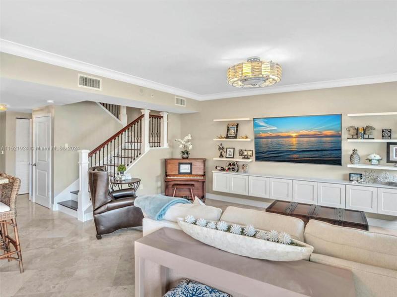 99 SE MIZNER BLVD PH 38, Boca Raton, FL 33432 Condominium For Sale  MLS# A11521924