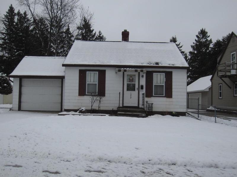 1359 Western Ave, Green Bay, WI 54303 - MLS 50286106 for Sale