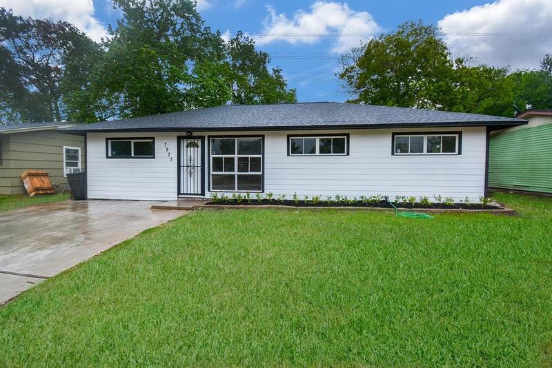 7823 Belgard St, Houston, TX 77033 for Sale