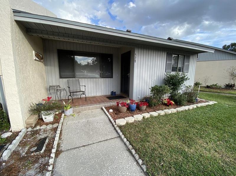 2600 Lucerne Park Rd #528, Winter Haven, FL 33881 - MLS P4928959 for Sale