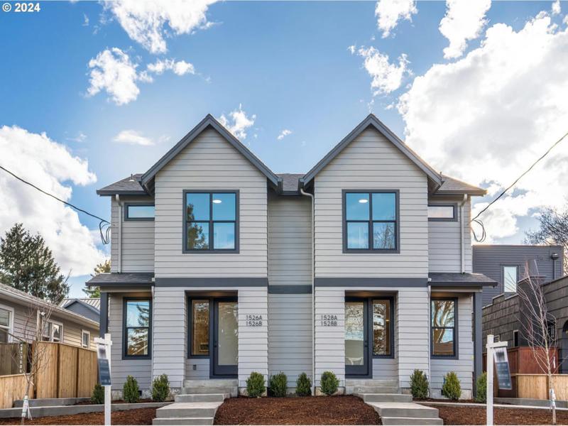 1526 N WATTS ST, Portland, OR 97217 Townhouse For Sale  MLS# 24245766