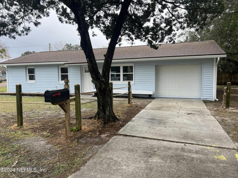 914 JASMINE ST, Fernandina Beach, FL 32034 Single Family Residence For Sale  MLS# 2007402