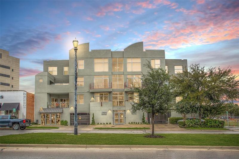 3333 Darcy St #2104, Fort Worth, TX 76107 for Sale