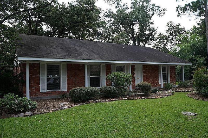 650 Cherrybark Ln, Houston, TX 77079 for Sale