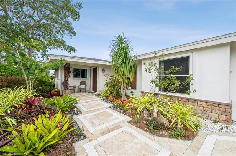24 Maui Circle, Unit 24, Naples, FL 34112 for Sale