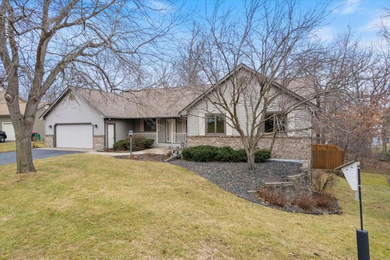 1118 PARTRIDGE LN, Hudson, WI 54016 Single Family Residence For Sale  MLS# 6485695