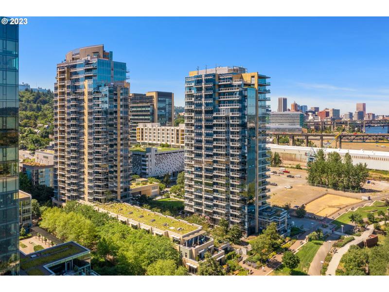 3570 S RIVER PKWY 309, Portland OR 97239 for Sale