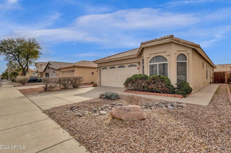 4505 E Windsong Dr, Phoenix, AZ 85048 - MLS 6654430 for Sale