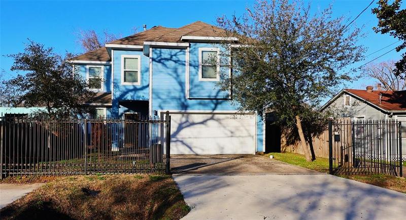 4513 White Rock St #1, Houston, TX 77051 for Sale