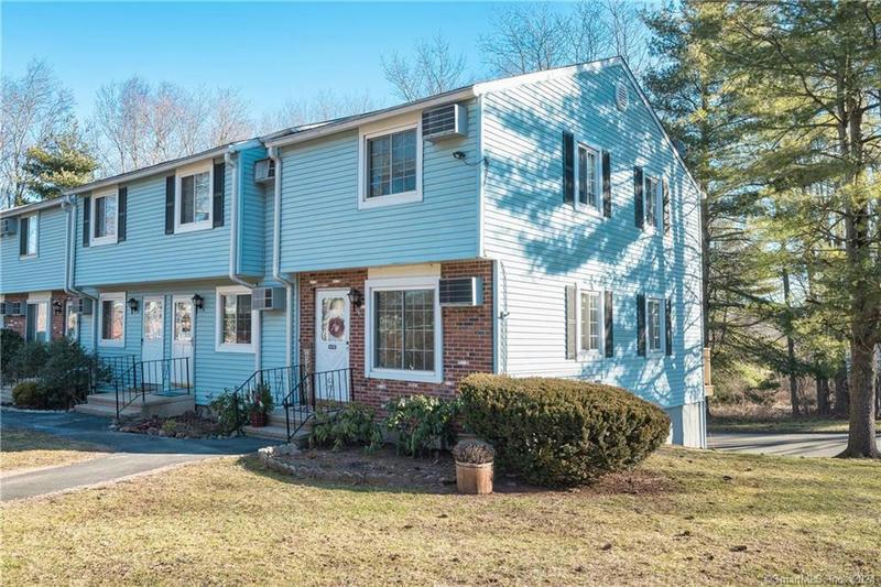 94 CYNTHIA LN APT D8, Middletown, CT 06457 Condo/Townhouse For Sale  MLS# 170623429