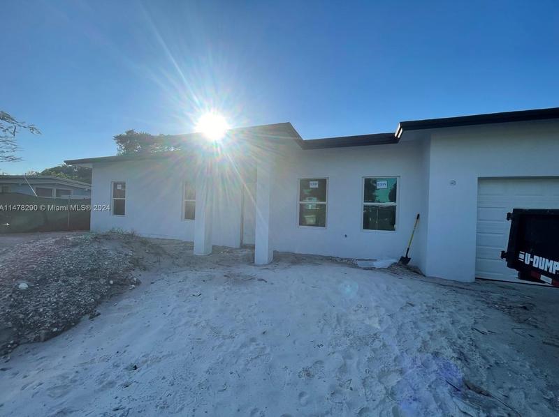 5265 NE 20th Ave, Pompano Beach, FL 33064 - MLS A11478290 for Sale