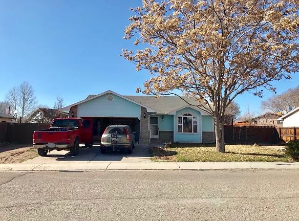 515 Arrowleaf Dr - Clifton, CO 81520 - Home For Rent