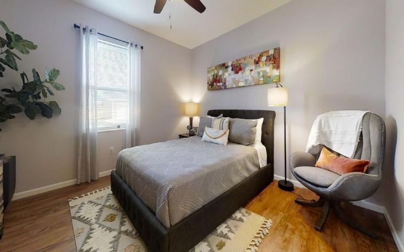 Rental listing in Champaign, Champaign County. Contact the landlord or property manager direct about rental.