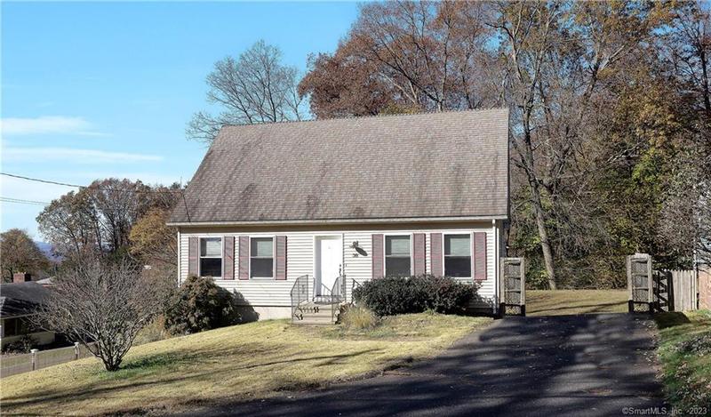 38 High Street, Portland, CT 06480 for Sale